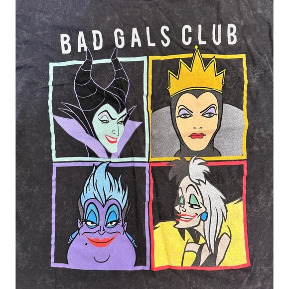 (NWOT) Disney Villains “Bad Gals Club” Acid Wash Graphic T-Shirt – Small - Picture 2 of 4